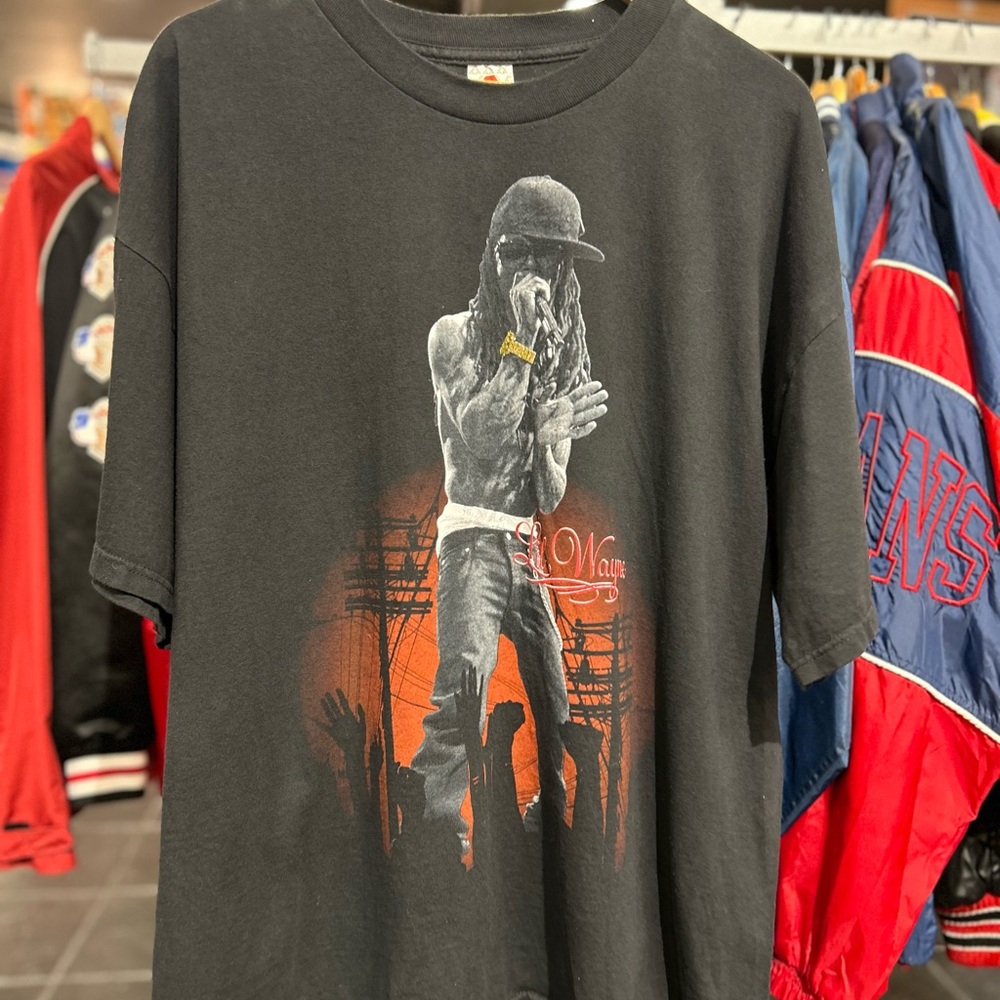 2009 Lil Wayne America’s most wanted tour T-shirt size 2XL